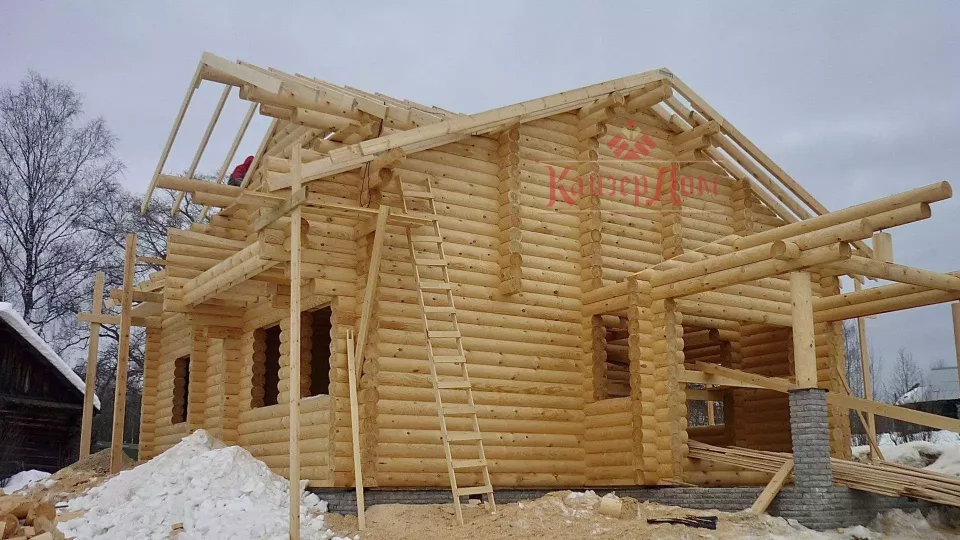 Дом из оцилиндрованного бревна 230 м² в Ленинградской области — фотография 5