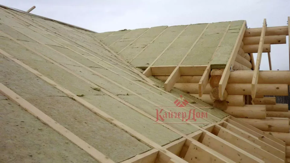 Дом из оцилиндрованного бревна 230 м² в Ленинградской области — фотография 8
