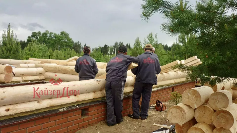 Одноэтажный дом из оцилиндрованного бревна 95 м² в Нижнем Новгороде — фотография 10