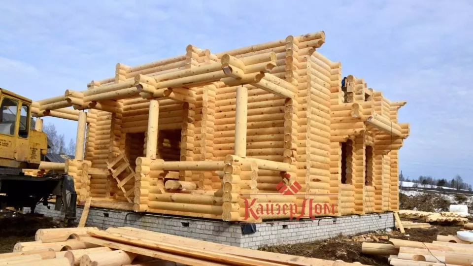 Коттедж из оцилиндрованного бревна 154 м² в Кирове — фотография 7