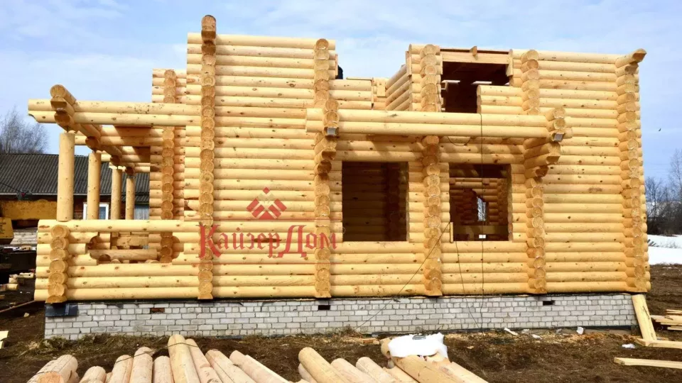 Коттедж из оцилиндрованного бревна 154 м² в Кирове — фотография 10