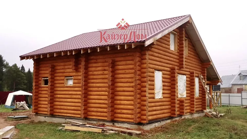 Коттедж с баней из оцилиндрованного бревна — 135 м² — фотография 9