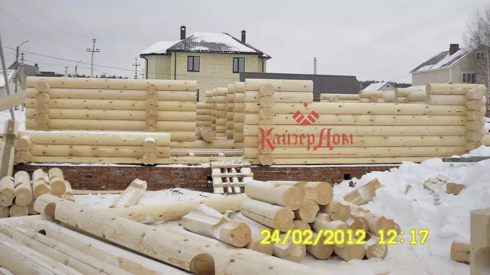 Коттедж из оцилиндрованного бревна 171 м² в Казани — фотография 2