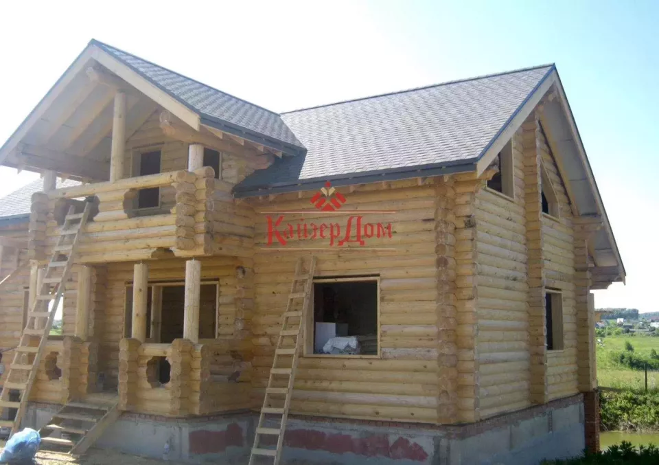 Коттедж из оцилиндрованного бревна 178 м² в Уфе — фотография 4