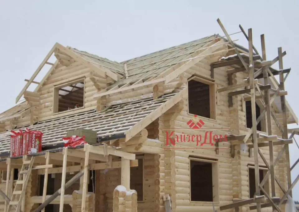 Двухэтажный дом из оцилиндрованного бревна 150 м² в Кирове — фотография 21