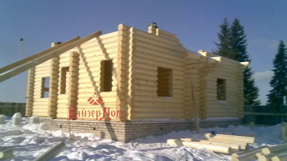 Дом из оцилиндрованного бревна с сауной 183 м² в Кировской области — фотография 5