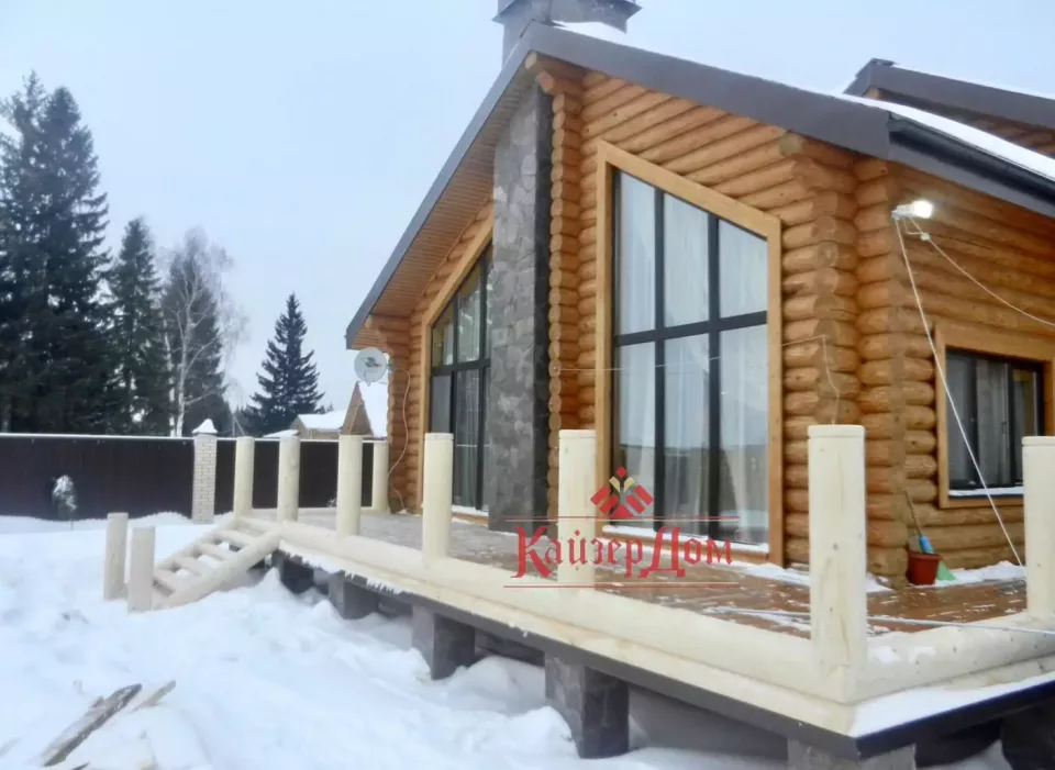Дом из оцилиндрованного бревна с сауной 183 м² в Кировской области — фотография 9