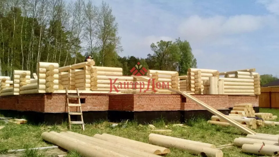 Дом из оцилиндрованного бревна «Сказочный лес» 261 м² в Подмосковье — фотография 5
