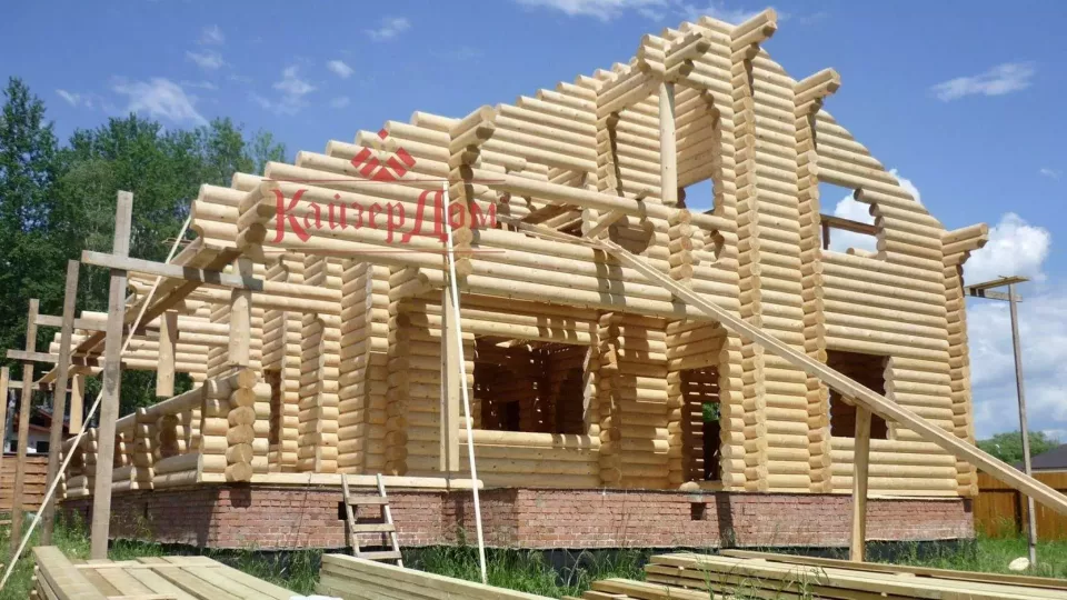 Дом из оцилиндрованного бревна «Сказочный лес» 261 м² в Подмосковье — фотография 12