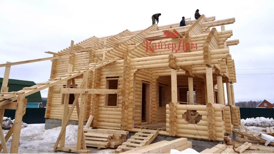 Дом из оцилиндрованного бревна 230 м² в Подмосковье — фотография 21