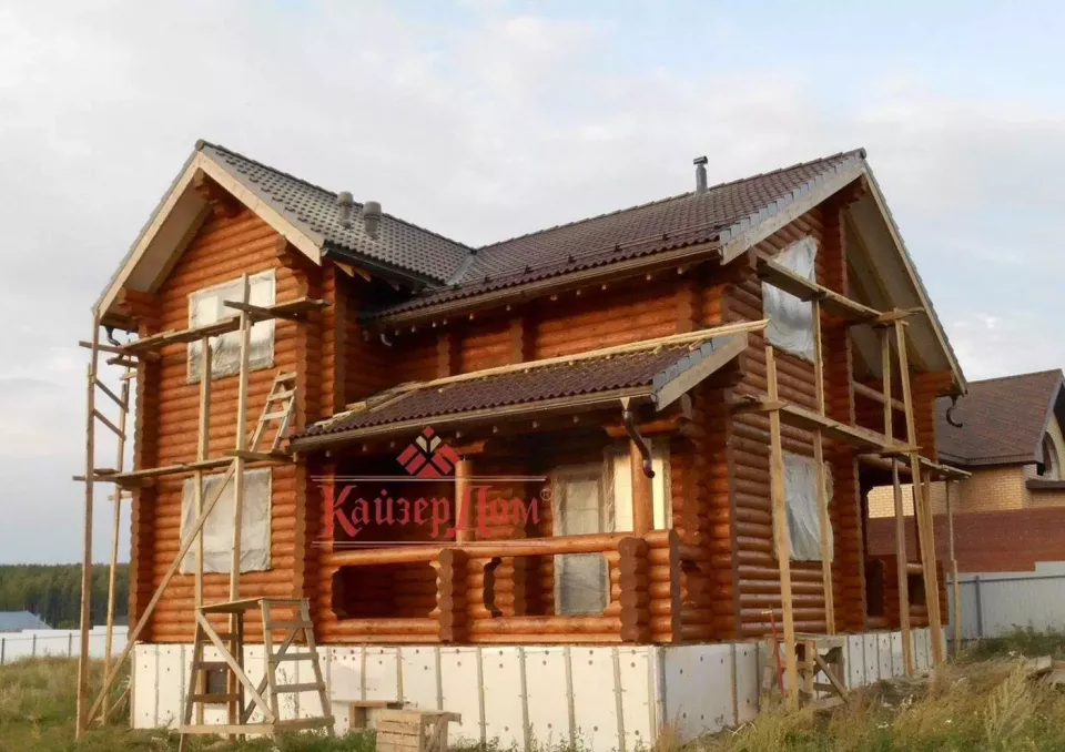 Дом с баней из оцилиндрованного бревна 165 м² в Татарстане — фотография 2