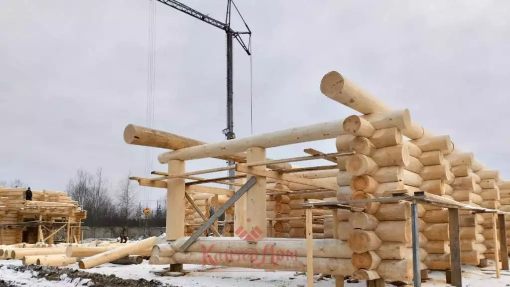 Фотография - Видео обзор дома из рубленного бревна в Москве